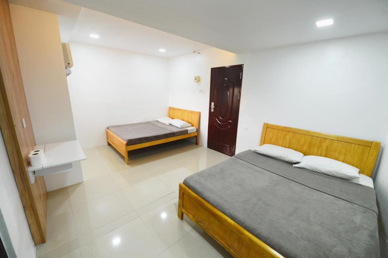 Hotel Cebu Courtyard Lapu-Lapu City Esterno foto